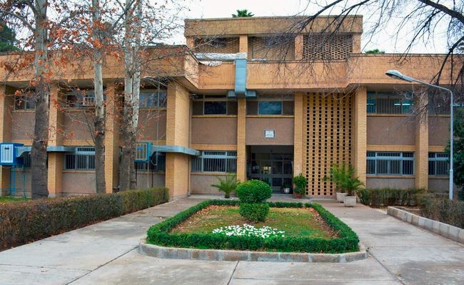 جامعة شيراز الصناعية